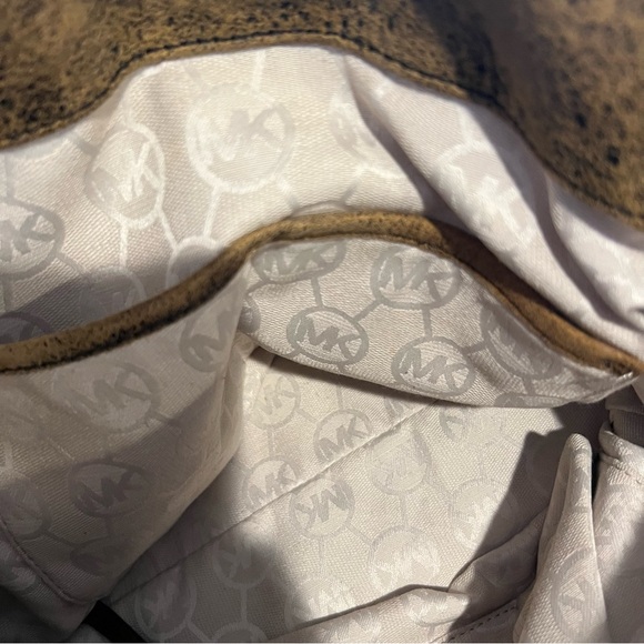 Michael Kors Hamilton Distressed Suede Leather Mocha Brown Lock Key Bag Satchel - Picture 12 of 16